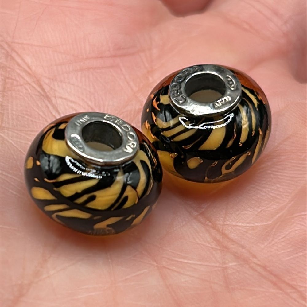 Set of Two Tedora Italy Murano Glass Sterling Silver Tiger Print Beads Charms - Picture 5 of 5